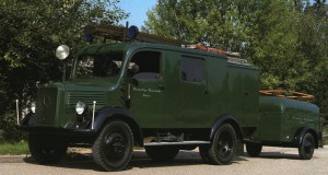 Daimler Benz L 1500 S, Ausführung F (60 PS, 2.594 ccm) Pumpenleistung 1500 Liter Wasser pro Minute LLG (Leichtes Löschgruppenfahrzeug)